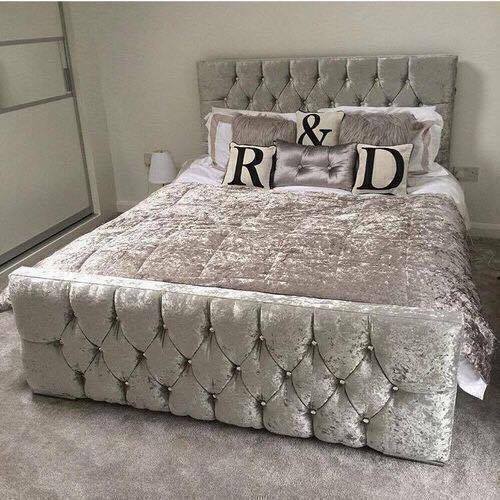 Chesterfield sleigh bed - chesterfield, frame