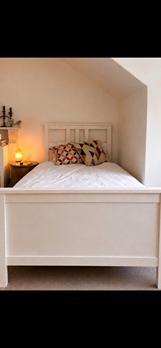 White wooden double bed - ,